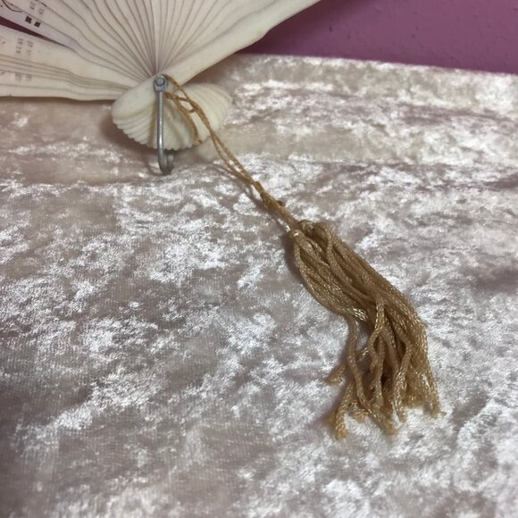 Vintage Intricate Fan Made in Hong Kong * Trees Birds Nature Scene Retro Tassel - Picture 10 of 10